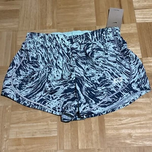 Women's Nike DQ6673-379 Running Run Shorts - Size Medium - Picture 1 of 2