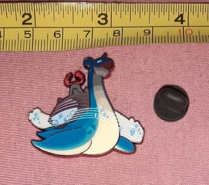 Pokemon Official Pin Lapras VMAX Gigantamax GameStop Exclusive - Bild 1 von 3