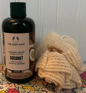THE BODY SHOP COCONUT SHOWER CREAM 8.4 OZ WASH + RAMIE SCRUBBY - Picture 1 of 3