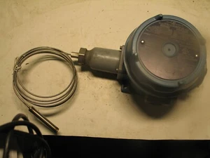 NUOVO TERMOSTATO UNITED ELECTRIC CTRL E121-2BSB HAZ LOC 30-250° F 15A SPDT A0176 - Foto 1 di 5