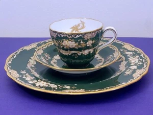 Rare Spopde Copland "Bird" Dark Green Gold Tea Cup Saucer & Plate Trio 769 - Picture 1 of 10