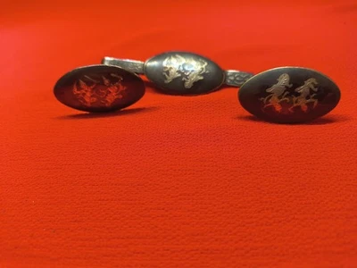 Gemelos Siam Sterling con barra de amarre a juego Foto 1 de 3