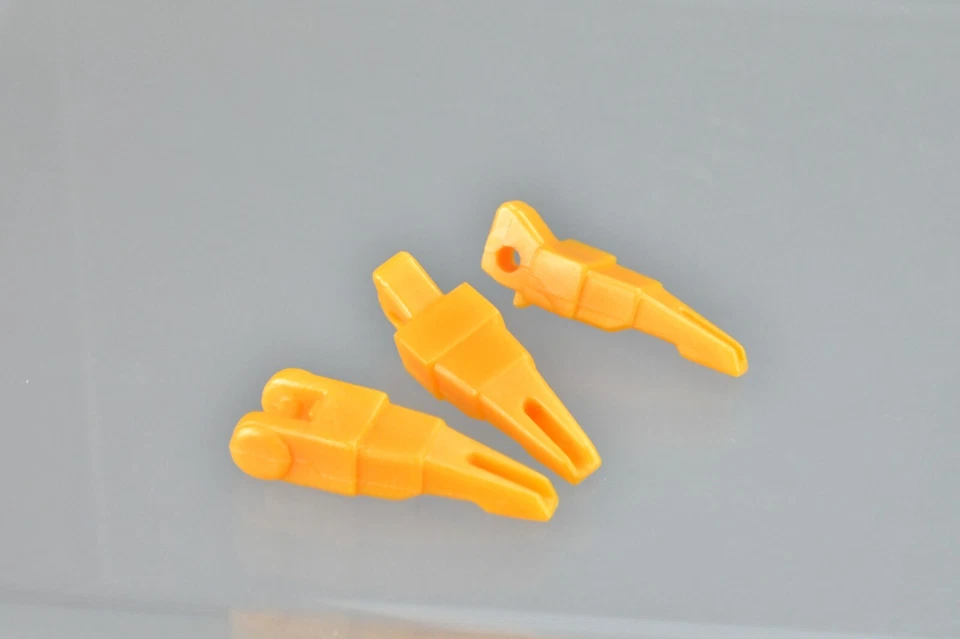 Transformers Beast Machines Thrust Finger Arm Set Part Vintage - Image 1 of 1
