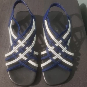Classique Slingback Sandal Sz 8W Blue White - Picture 1 of 6