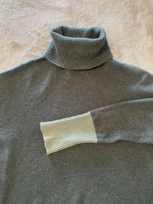 Suéter Max Studio Mujer Mediano Verde-Gris 100% Cachemira Cuello Alto Clásico Foto 1 de 4