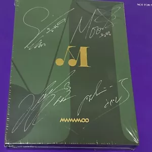 Mamamoo Official 10th Mini Album Travel Light Green Autograph Dingga Kpop Idol - Picture 1 of 1