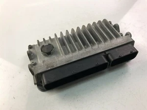 K412 TOYOTA ECU Control Module Unit 89661-52N60 - Picture 1 of 4
