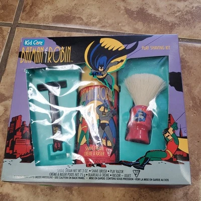 Batman Juego Kit de Afeitado Set Crema de Afeitar Navaja Caja Original 1991 DC Comics NUEVO Foto 1 de 2