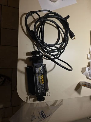 Lowel Tota Light 800W / 750W Tungsten Flood + Long Power Cord Tested - Image 1 of 2