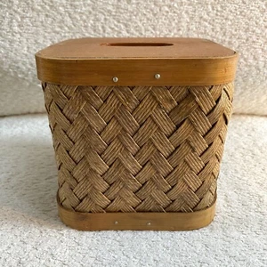 Vintage Woven Rattan Wood Tissue Box Cover Square - Boho / Bohemian / Coastal - Picture 1 of 10