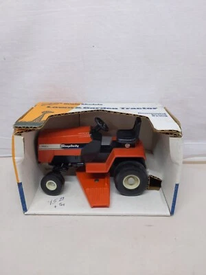 Cortacésped Simplicity SunStar 20 modelos a escala 1/16  Foto 1 de 3