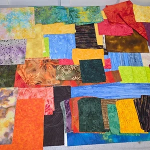 Batik Cotton Print Fabrics Remnants Scraps Squares Lot 2.18 Lbs - Picture 1 of 8