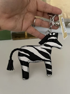 NUEVO CON ETIQUETAS MICHAEL KORS Mujer Cebra Llavero Llavero Bolso Dije En Negro Foto 1 de 3