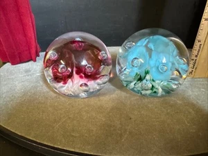 2 Gibson Art Glass Paperweights Pink,Blue Trumpets Controlled Bubbles 2.5” - Picture 1 of 10