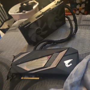 AORUS GeForce RTX 2080 SUPER WATERFORCE WB 8GB GPU - Picture 1 of 3