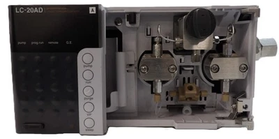 Cromatografía líquida Shimadzu 228-45000-32 LC-20AD V1.12 con puerto lateral sin probar Foto 1 de 4