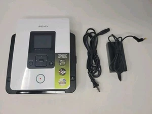 SONY DVDirect VRD-MC5 Registratore DVD multifunzione - VHS, fotocamera, USB, SD a DVD - Foto 1 di 8