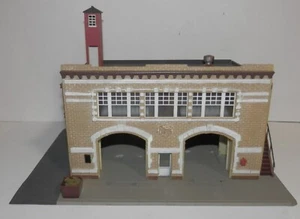 Life-Like HO B.F.D. Fire Station No.99 Doors Up Painted Brick- 8.5" x 6.25" - Picture 1 of 5