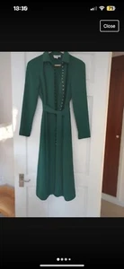 the dress has never been worn - Picture 1 of 3