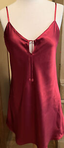 NWT August Silk Intimates Scarlet Red Satin Shiny Chemise Nightgown Size Large