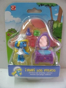 Jakks Pacific Smurfs SMURFETTE With VANITY MIRROR 2.4" MOC, 2009 - Picture 1 of 1