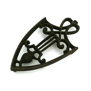De colección 7" Hierro Fundido Latón Triste Hierro Forma Trivet Cocina Soporte Patas Único - Imagen 1 de 7