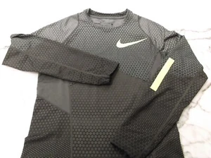 NIKE -  Combat LS BASE LAYER - Athletic Thermal - S - Compression Stretch Fit - Picture 1 of 4