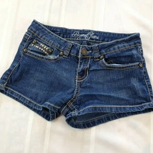 REQUEST JEANS Low-Rise Flat Front Studded Blue Denim Shorts Women's Size 9/29 - Picture 1 of 8