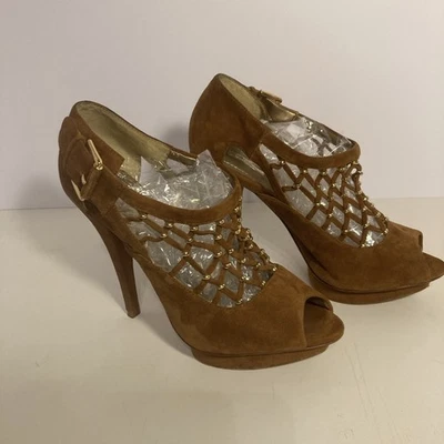 Tacón para mujer Report Signature de cuero talla 7,5 con tachuelas punta abierta gamuza Foto 1 de 4