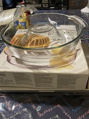 Libbey Ring Pan Glass Baking Dish 9.9x2.6” Bakeware Cakes Oven Use Only w/Box - Image 1 of 4
