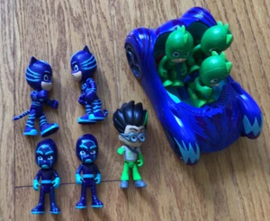 PJ Masks Konvolut 8 Actionfiguren, 2 mit Leuchttruhen und Romeo - Bild 1 von 7