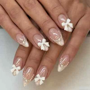 ~ 24 Pezzi Press on Nails Punte Francesi con Carini Accessori Fiocco - Nuovo con scatola ~ - Foto 1 di 5