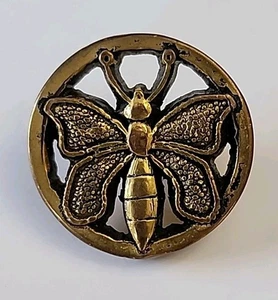 SET Of 4 OF VINTAGE BRASSTONE METAL BUTTERFLY WINGED INSECT CUT OUT BUTTONS - Picture 1 of 4