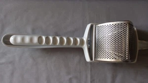 Potato Ricer masher Strainer Stainless HD w Pot Rest Commercial Grade - Picture 1 of 5