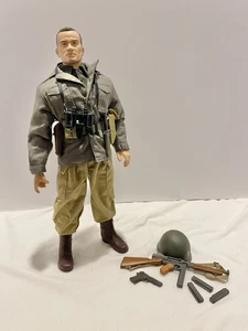 WW2 American Machine Gunner Extra Ammo 1:6 Soldier Dragon Models M1 Thompson - Picture 1 of 10