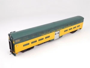 HO 85' PS Double Deck Commuter Cab C&NW Chicago & North Western NOS #932-6261 - Picture 1 of 3