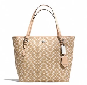 Nuevo con etiquetas Bolso de mano Coach TAN PEYTON DREAM C CON CREMALLERA ESTILO F27350 MENOS DE $328 VENTA AL POR MENOR - Imagen 1 de 5