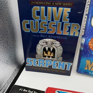 Lot of 8 Clive Cussler Books See Pics - Picture 1 of 2