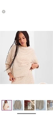 Gap Body Microfleece Top Birch Beige Leopard Prink Women Small - Image 1 of 4