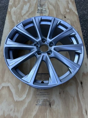 Volvo S60 2016-2018 rueda plateada 19x8 stock 10 radios Foto 1 de 4