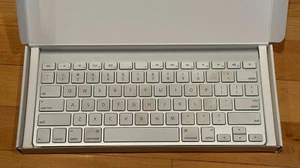 Apple A1314 Wireless Keyboard with Bluetooth for iMac / Mac / iPad - Bild 1 von 6