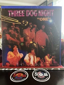 Three Dog Night One 1969 Vinyl LP Dunhill Records USED VG/VG+ Condition - Picture 1 of 5