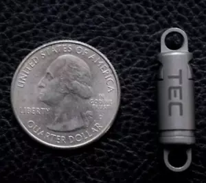 PYTHON-QR TITANIUM QUICK RELEASE KEYCHAIN BY TEC ACCESSORIES - Picture 1 of 2