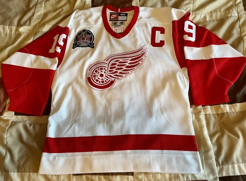 NWT Nike Pro 44 Steve Yzerman Red Wings jersey With Cup And Believe Patches Cover