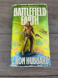 Battlefield Earth L Ron Hubbard 1982 First Edition Paperback Sci-Fi Bridge - Picture 1 of 6