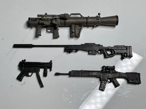 Mezco- One:12 Collective Marvel Punisher Figure PX Exclusive weapons - Picture 1 of 1