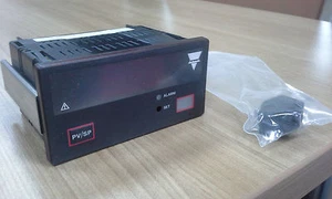 ELECTROMATIC EDPI3A3D21 Controller DC A 110/220 V Input : 4-20 mA DC - Picture 1 of 8