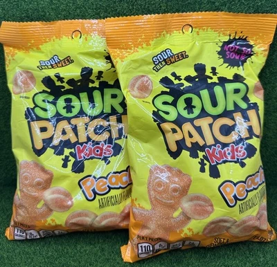 Lote de 2 dulces suaves y masticables SOUR PATCH KIDS melocotón, bolsas de 8,07 oz Foto 1 de 4