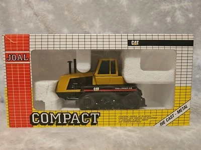 Joal Compact Caterpillar Tractor Cat Challenger 65 1:50 Scale - Image 1 of 4
