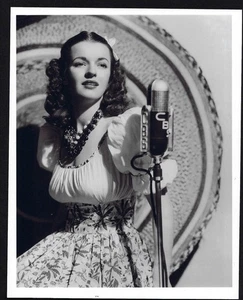 Foto de 8”x10” - foto fija, Dale Evans Rogers #411 en CBS Estado: (En estado bastante bueno/casi nuevo) - Imagen 1 de 1